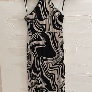 New Forever 21 backless geo midi dress small